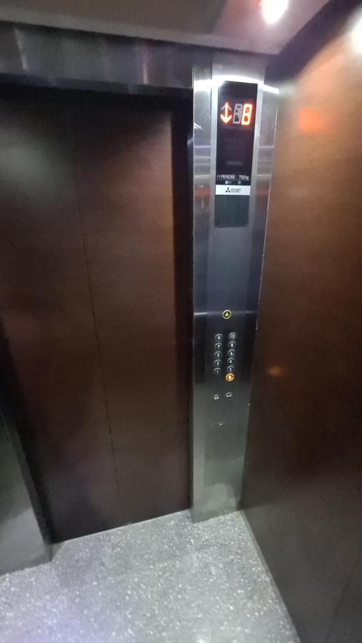 Apartament Midpoint Raml Station