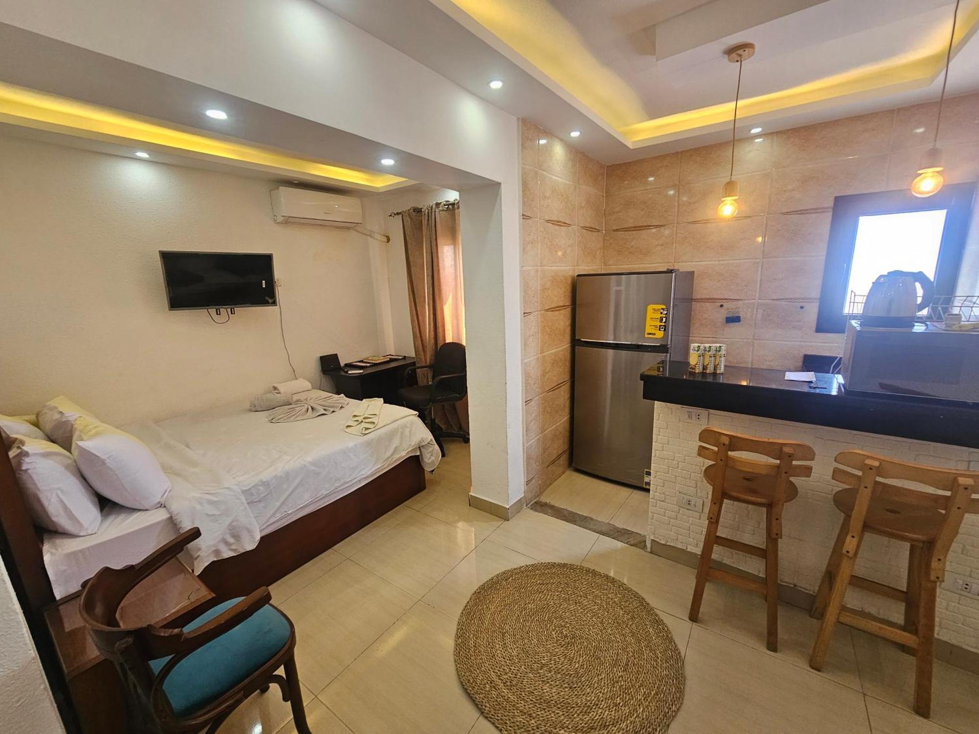 Apartament Midpoint Raml Station